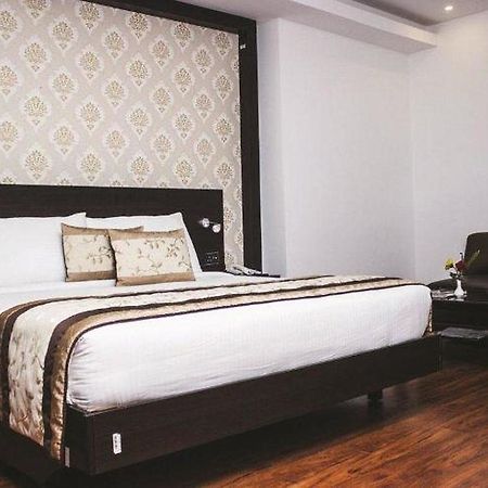 King Prince Palace Hotel Gorakhpur Ngoại thất bức ảnh